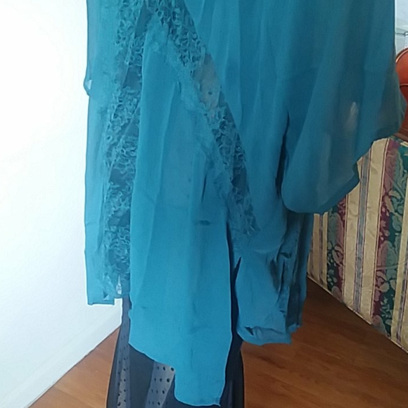 Teal kimono - Picture 7 of 8